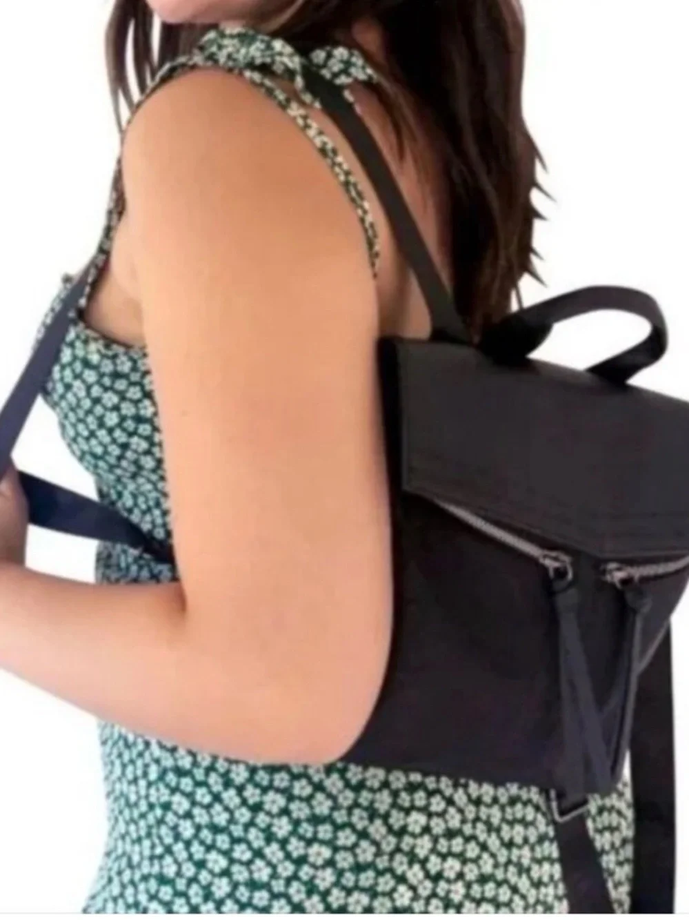 Botkier easy versatile